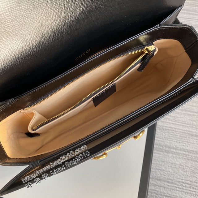 Gucci新款原廠皮女包 古馳1995馬銜扣手袋 Gucci黑色全皮小號翻蓋肩背包 602204  ydg3098